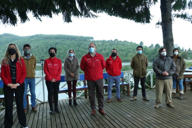 En la ocasión el Intendente regional, César Asenjo, destacó que el 8% de la superficie regional es considerada un humedal, lo cual presta servicios ecosistémicos y una fuente de protección para la biodiversidad; “Tenemos que diagnosticar, conocer, conservar y proteger. Es muy importante poner en valor nuestro patrimonio natural y sobre todo fortalecer una alianza estratégica con la sociedad civil, en un modelo de gobernanza participativo que pueda proyectar el cuidado de nuestros recursos naturales”.